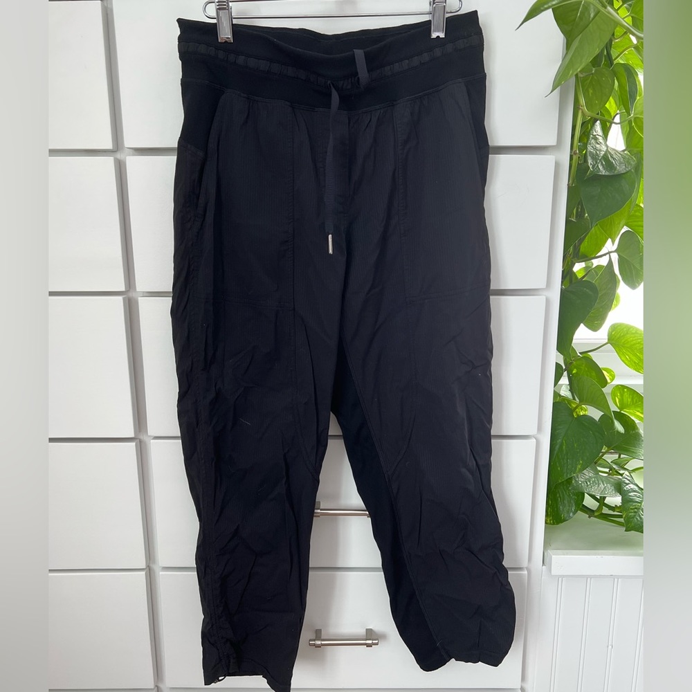 Lululemon Capri pant size 8